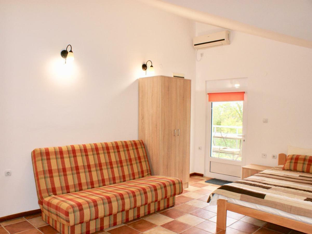 Studio Apartments Morinj Eksteriør bilde